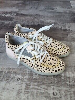Dolce Vita Nea Leopard Cheetah Print Calf Hair sneakers size 7 Mesh Insert